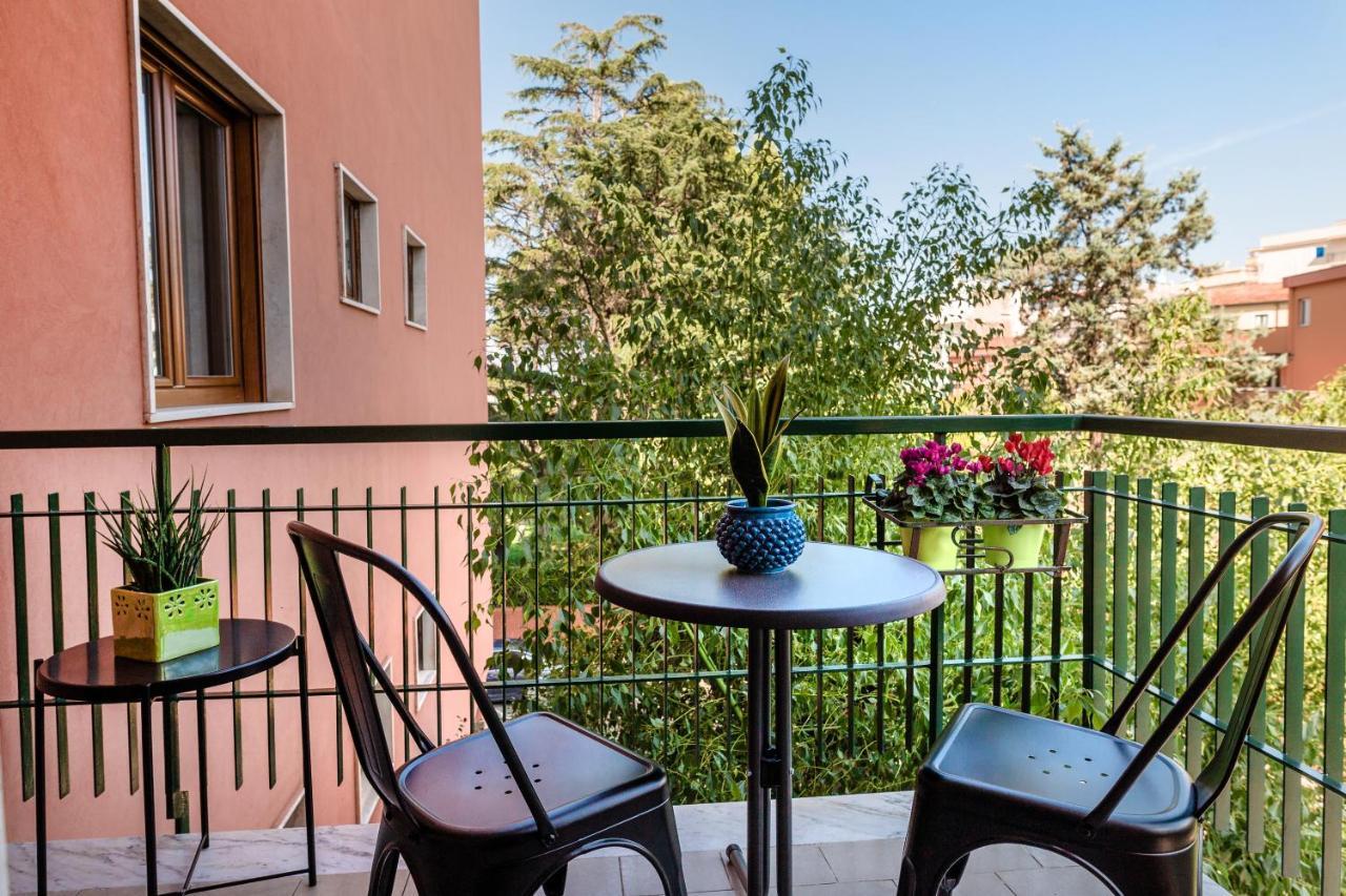 Mako Sorrento Suites Exterior foto
